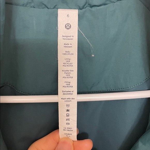 Lululemon Green Jasper Always Effortless Insulated Jacket - Picture 2 of 6